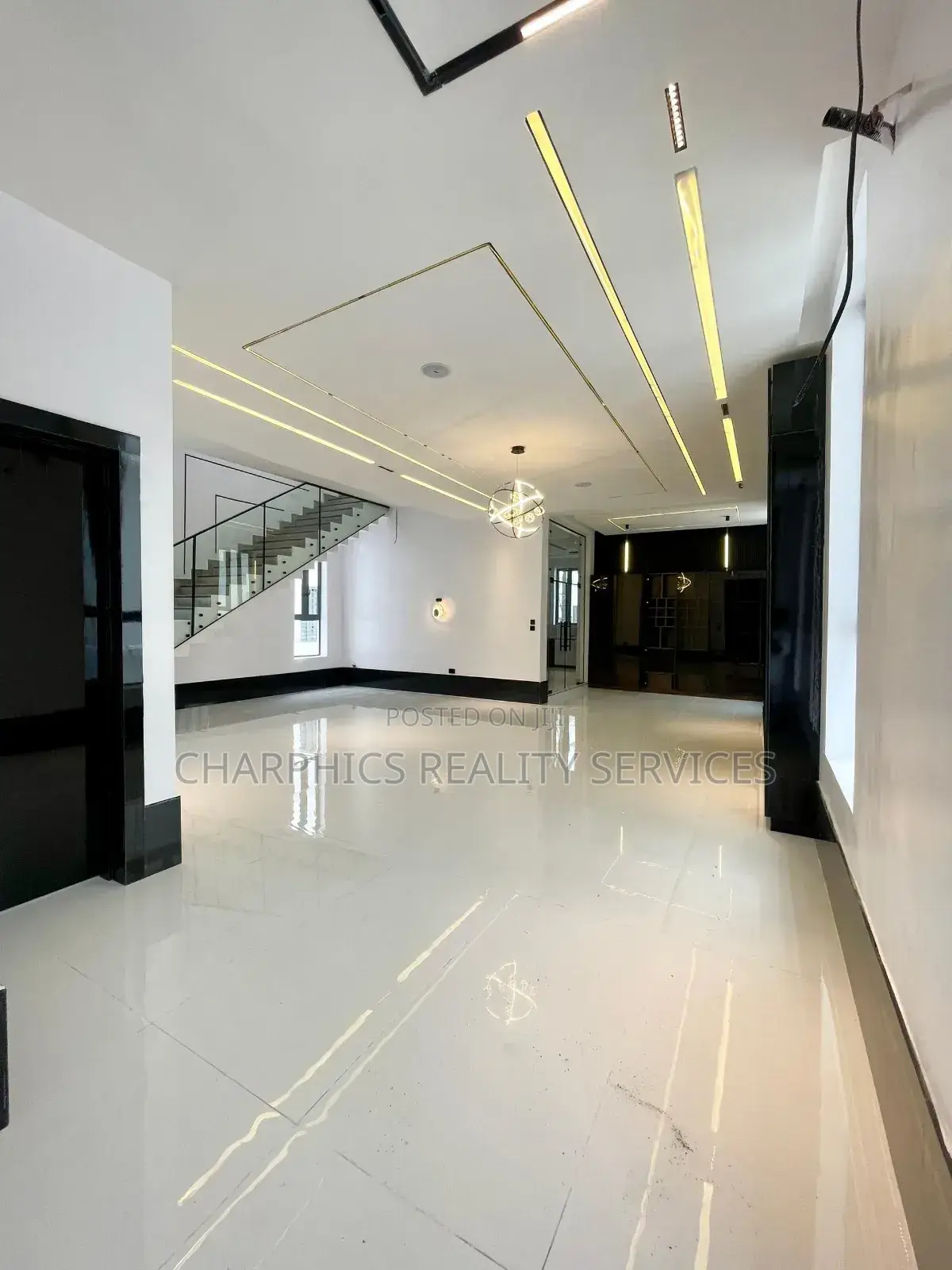 5bdrm Duplex in Ajah for sale