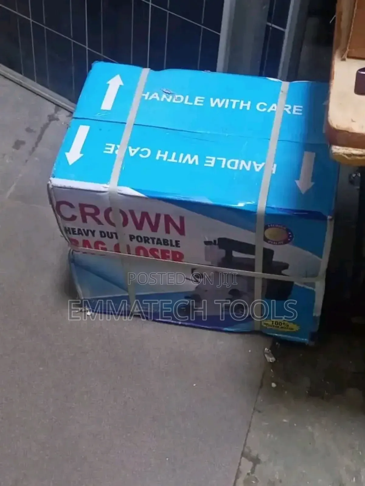 Crown Bag Closer Machine
