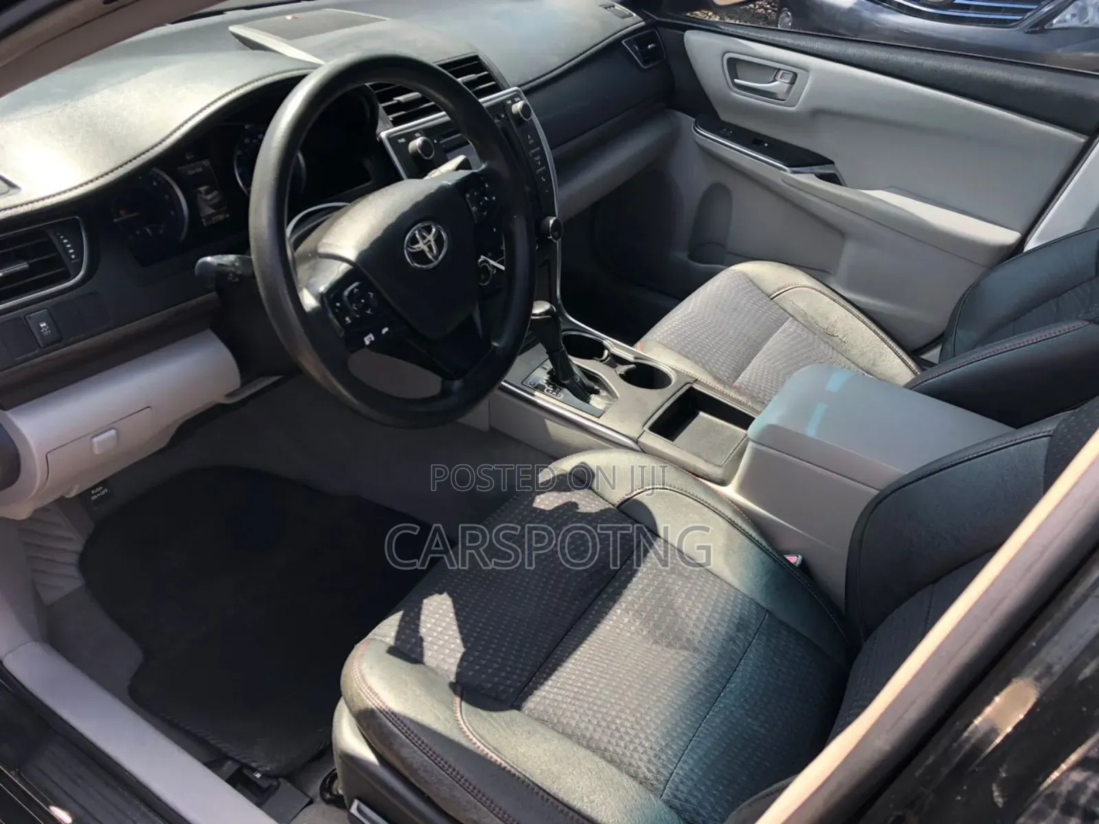 Toyota Camry 2016 Black