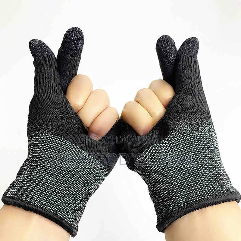 Gaming Gloves For Easy And Smooth Gameplay