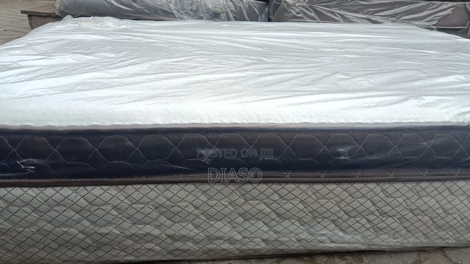 Order For Your 12inches 5x6 Canadian Mattress Get 1 Pillow