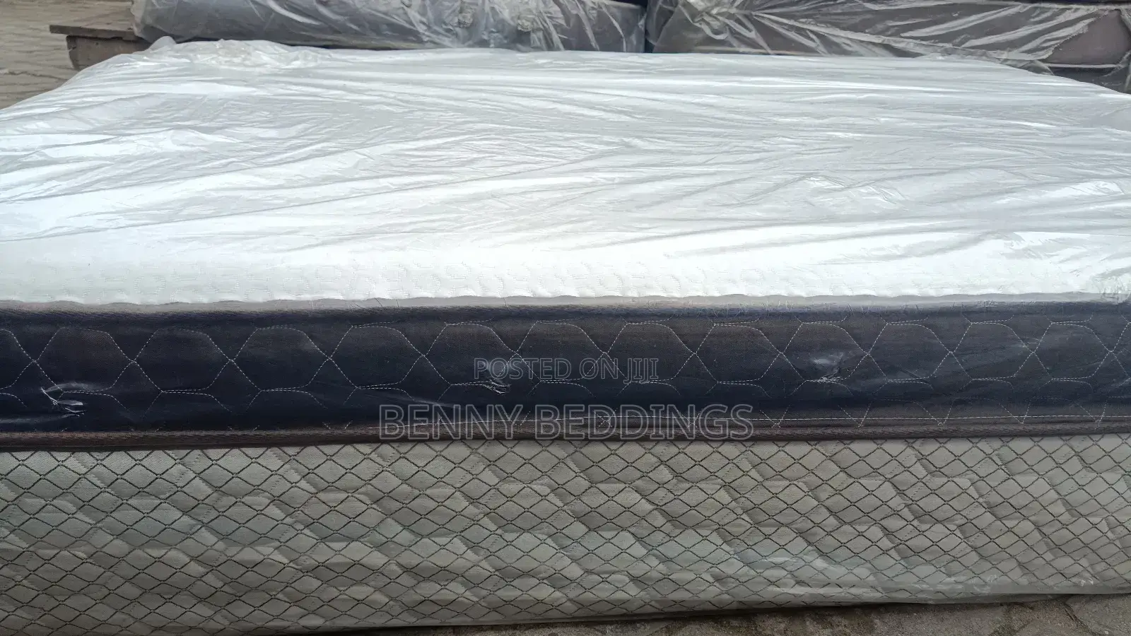 Order For Your 12inches 5x6 Canadian Mattress Get 1 Pillow
