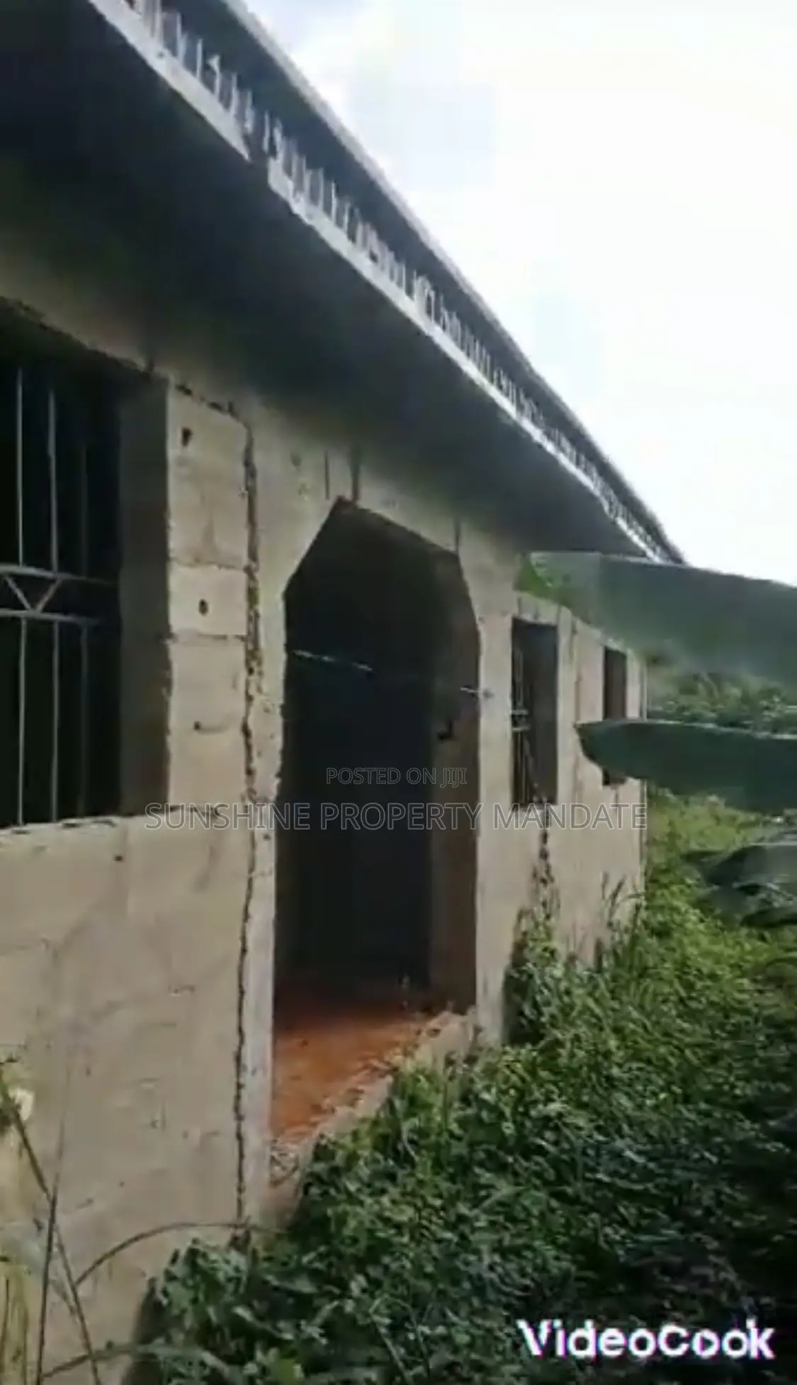 2bdrm Block of Flats in Omodara Estate for sale