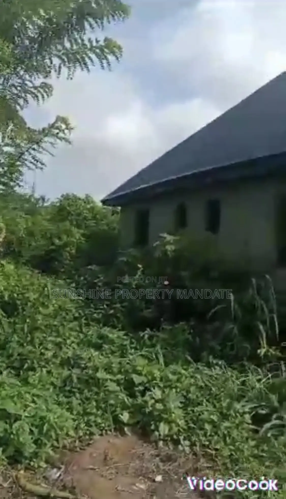 2bdrm Block of Flats in Omodara Estate for sale