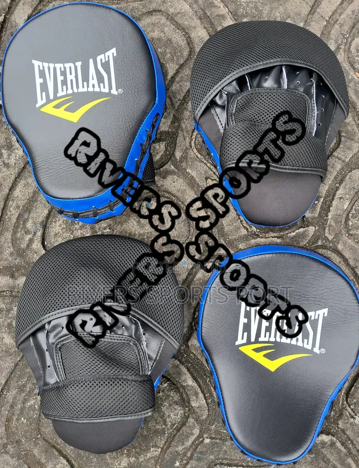 Everlast Mantis Target Strike Boxing Pad Punch Mitt