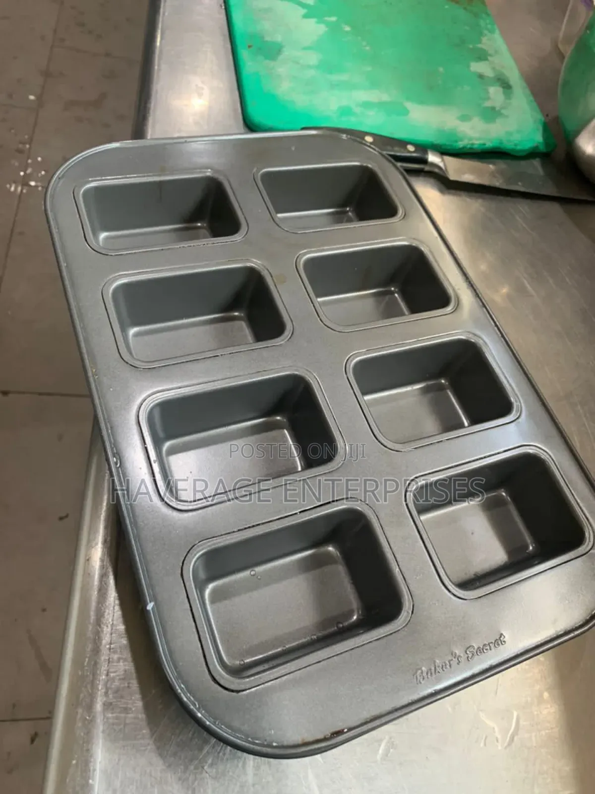 Non Stick Square Baking Pan 8 Cavity Carbon Steel 6pce