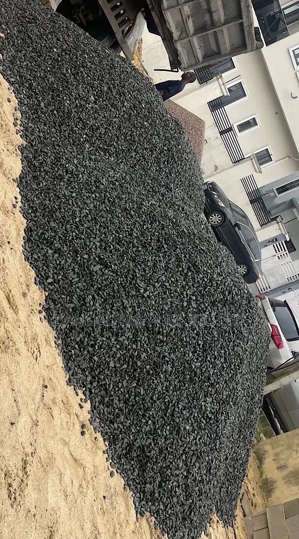 30 Tons / Full Trailer Load of Granite