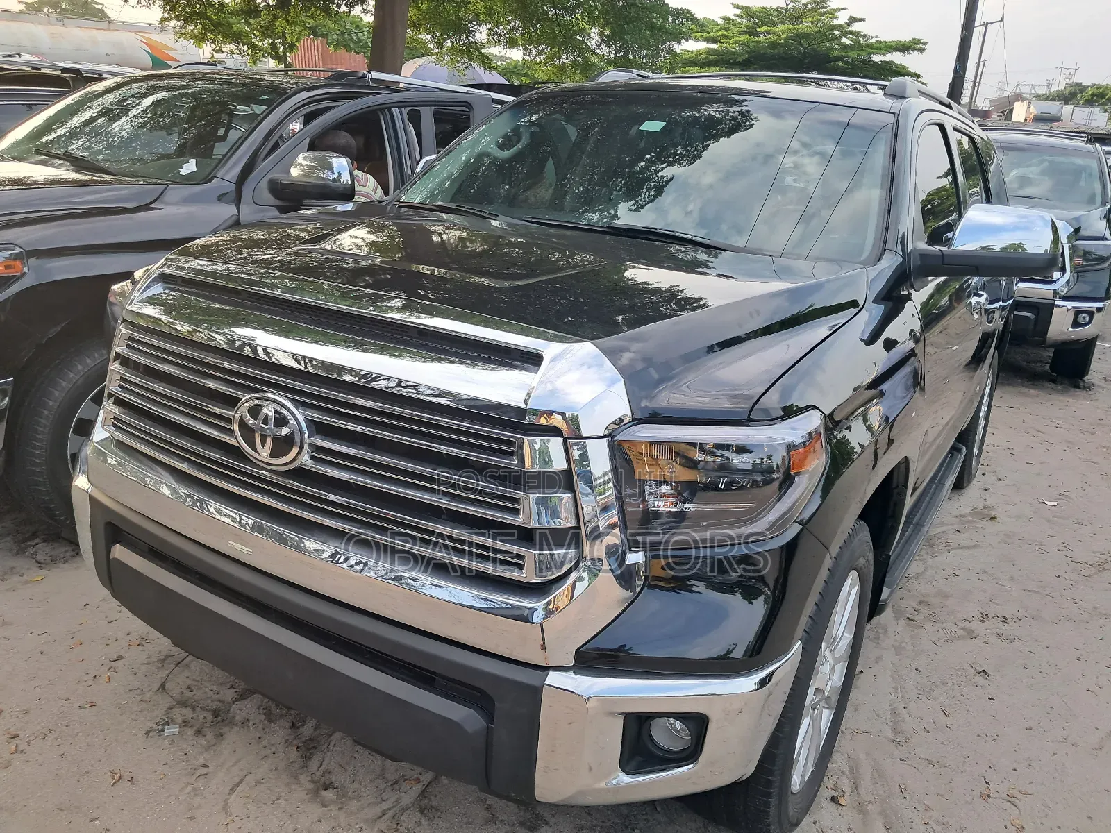 Toyota Sequoia 2015 Black
