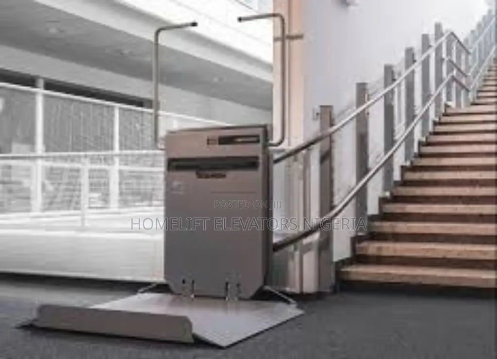 Residentia Wheelchair Porch Lift Home
