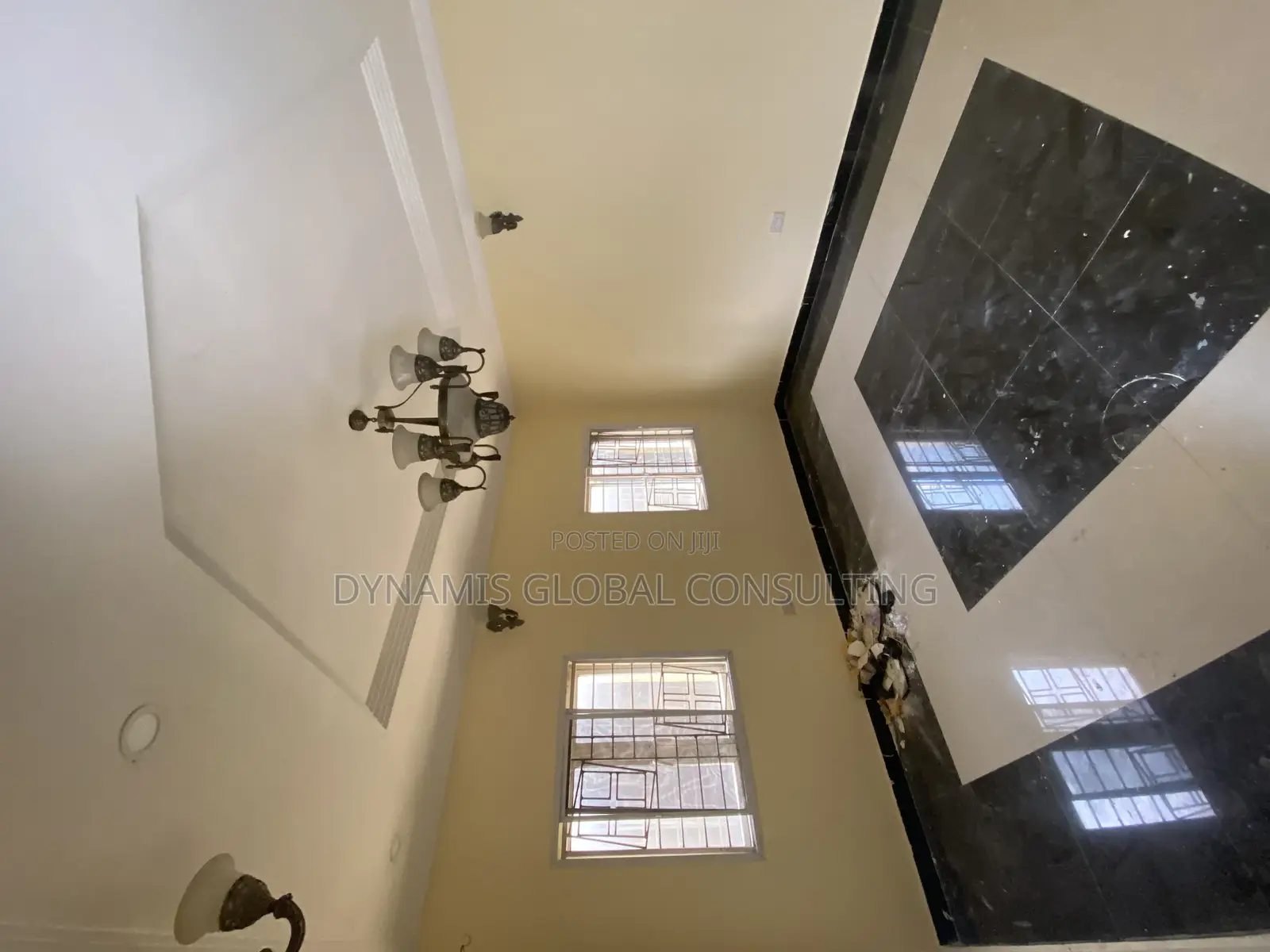 5bdrm Duplex in River Valley Estate, for sale