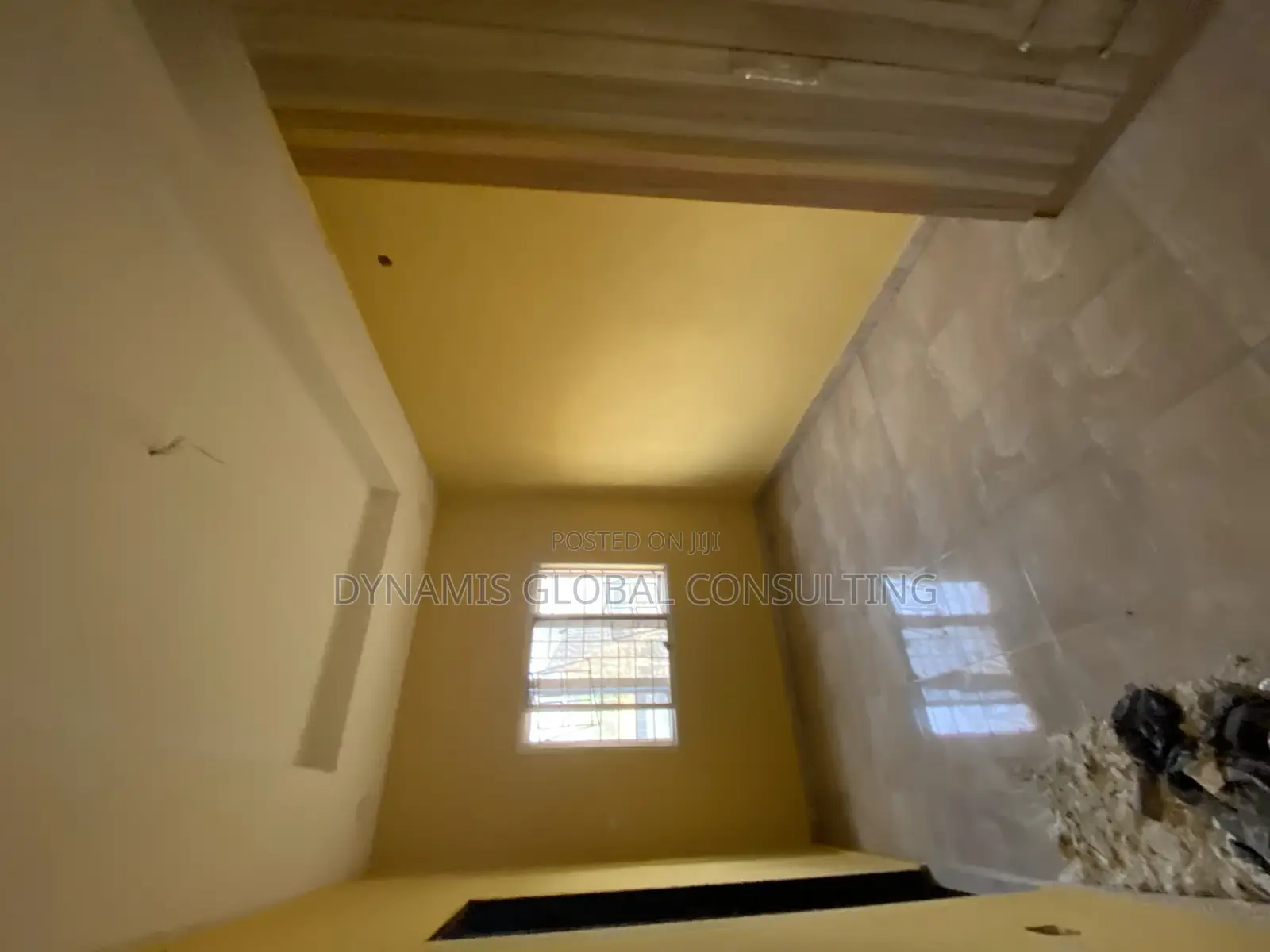 5bdrm Duplex in River Valley Estate, for sale