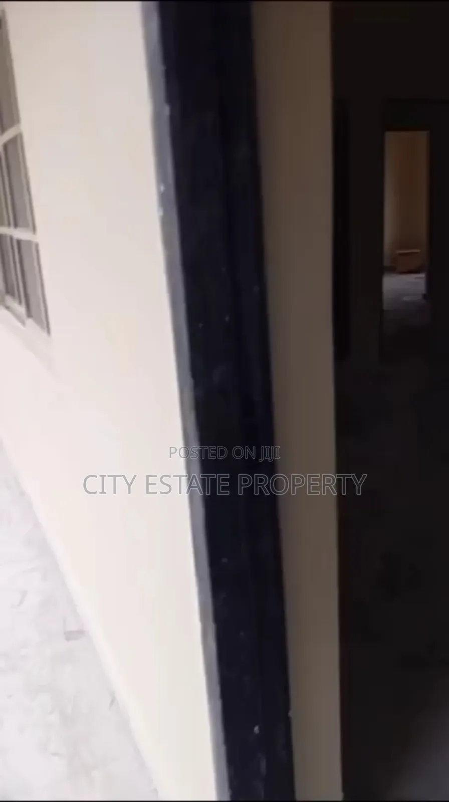 4bdrm Duplex in Life Camp for sale