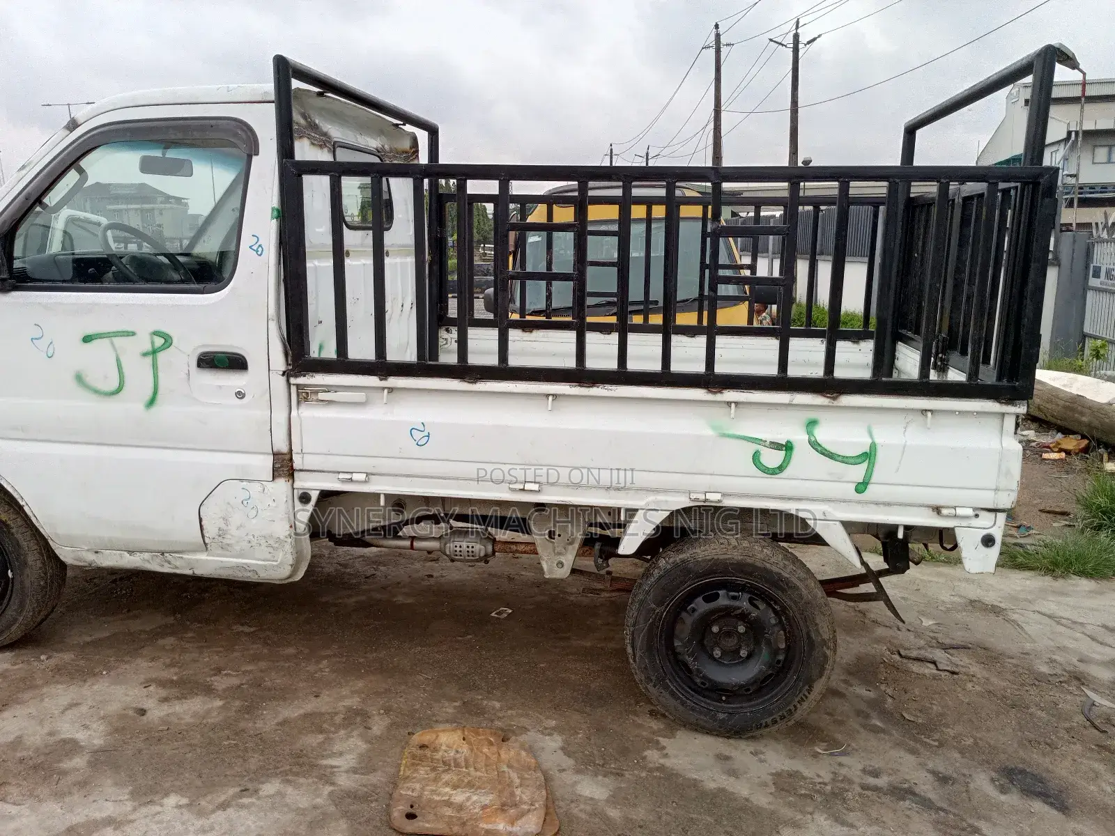 Suzuki Truck 2022 White