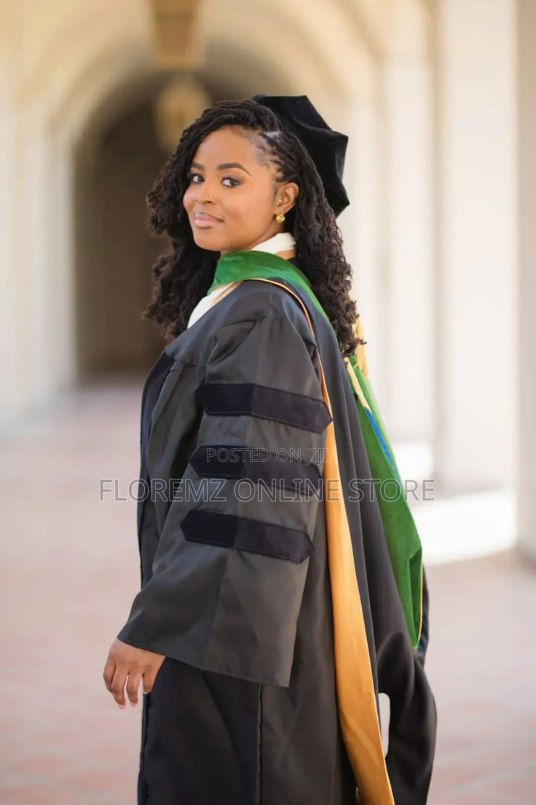 Bachelor / Masters and Doctorate Degree Gowns