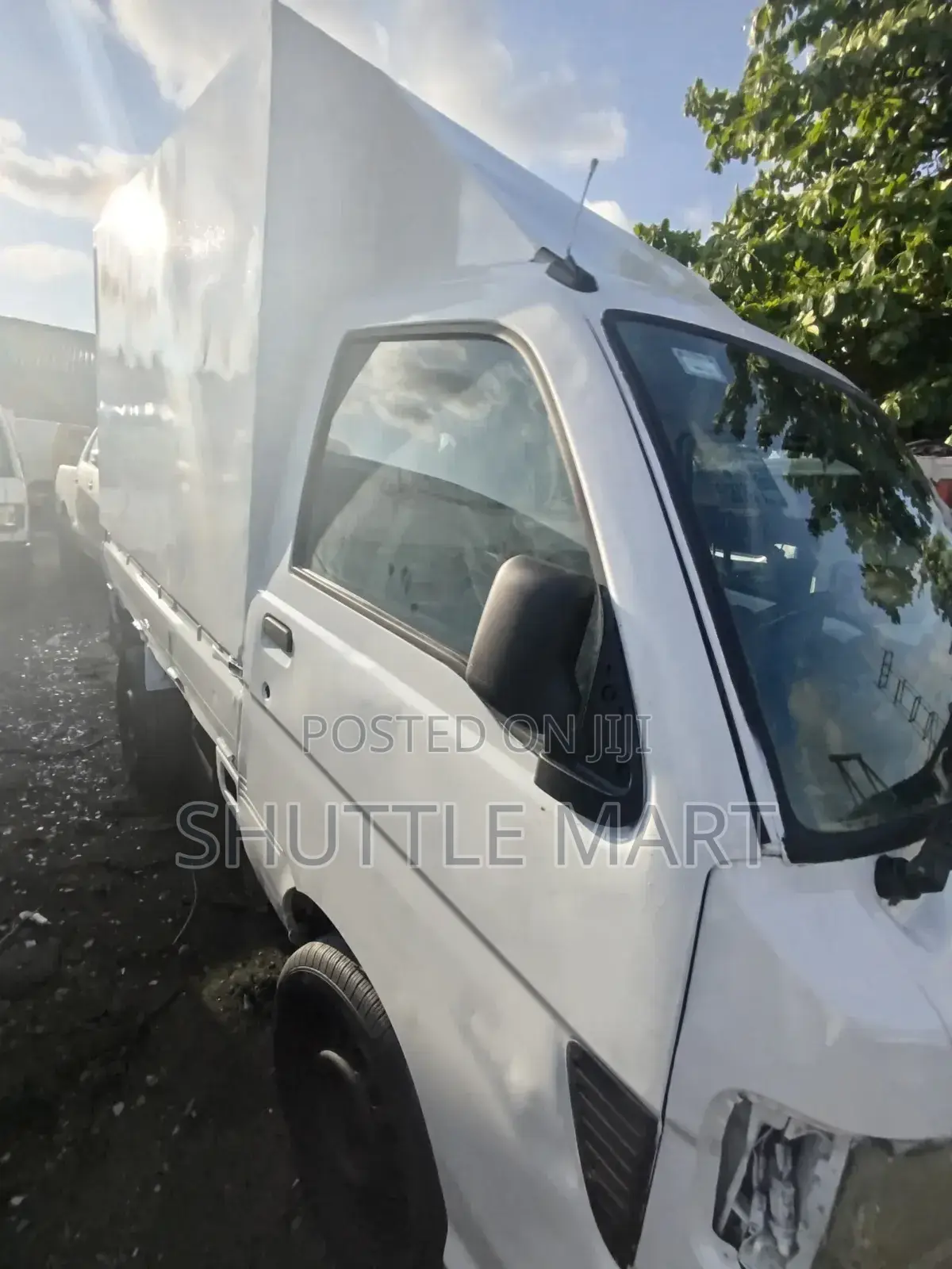 Shuttle Hijet Mini Truck | With Container Box