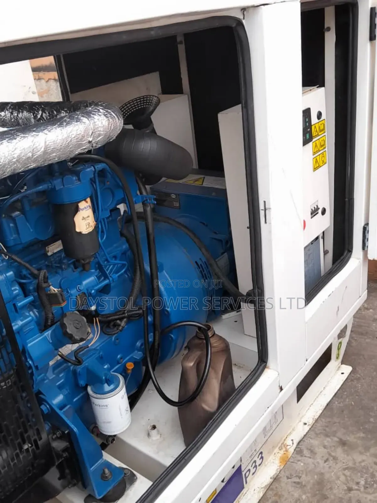 Semi-New 33kva Uk Perkins Fg Wilson Soundproof Diesel Gen