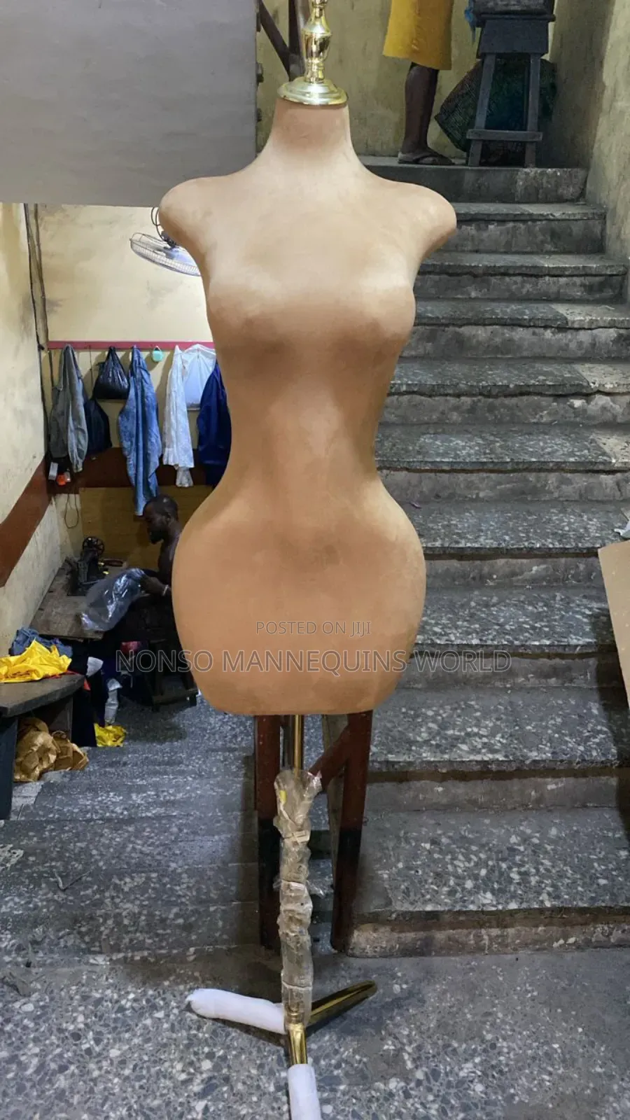 Brown Fully Pin Able Female Body Form