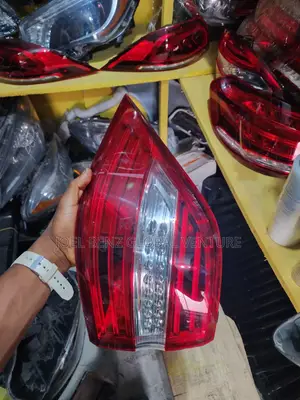 ML350 2013 Left Side Backlight