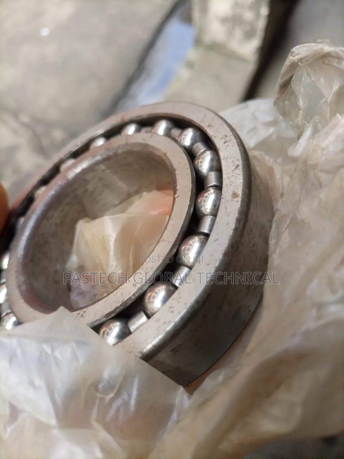 Koyo Ball and Roller Bearing 2211rh