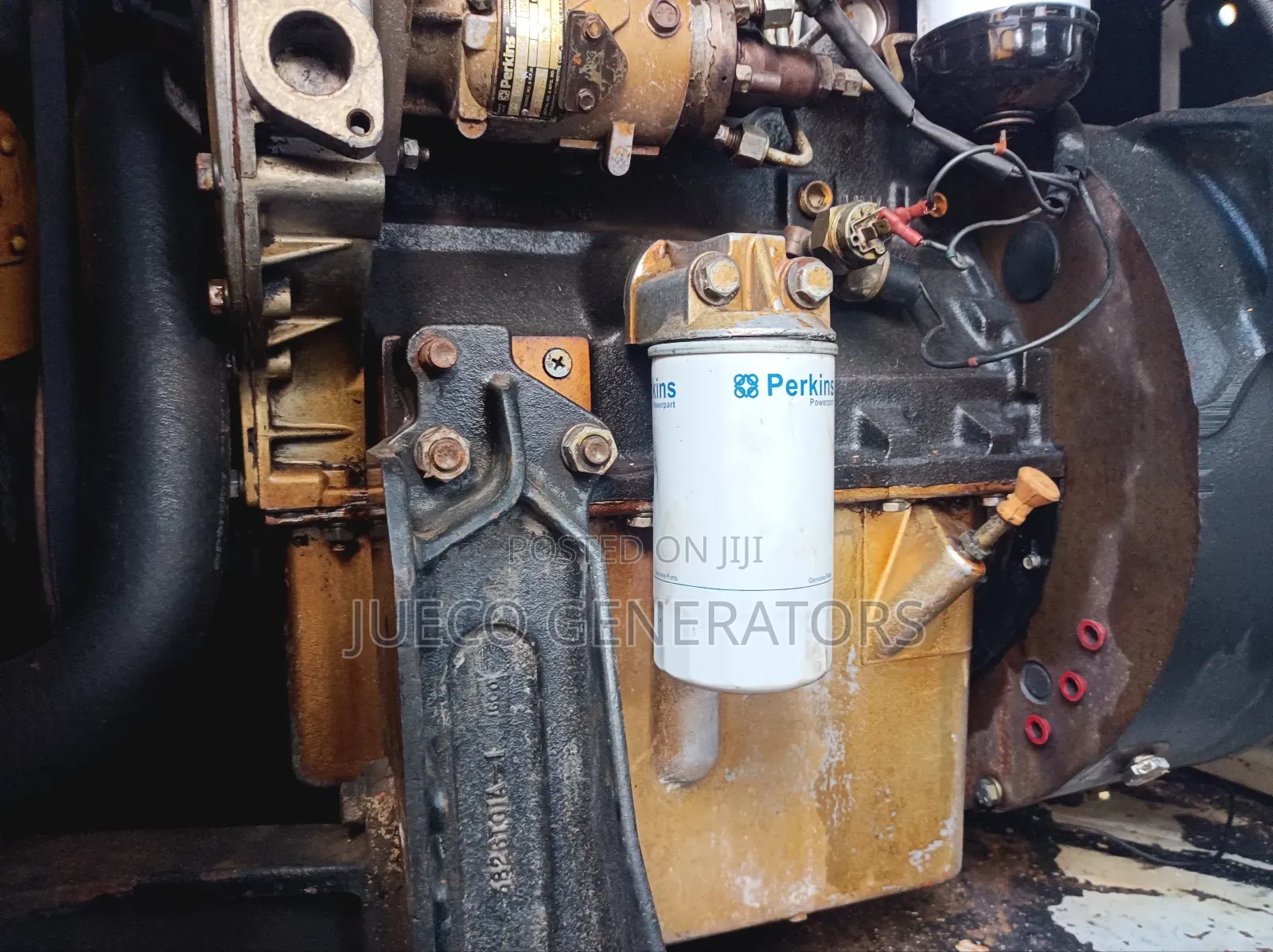 30kva Old Model Perkins Soundproof Generator for Sale
