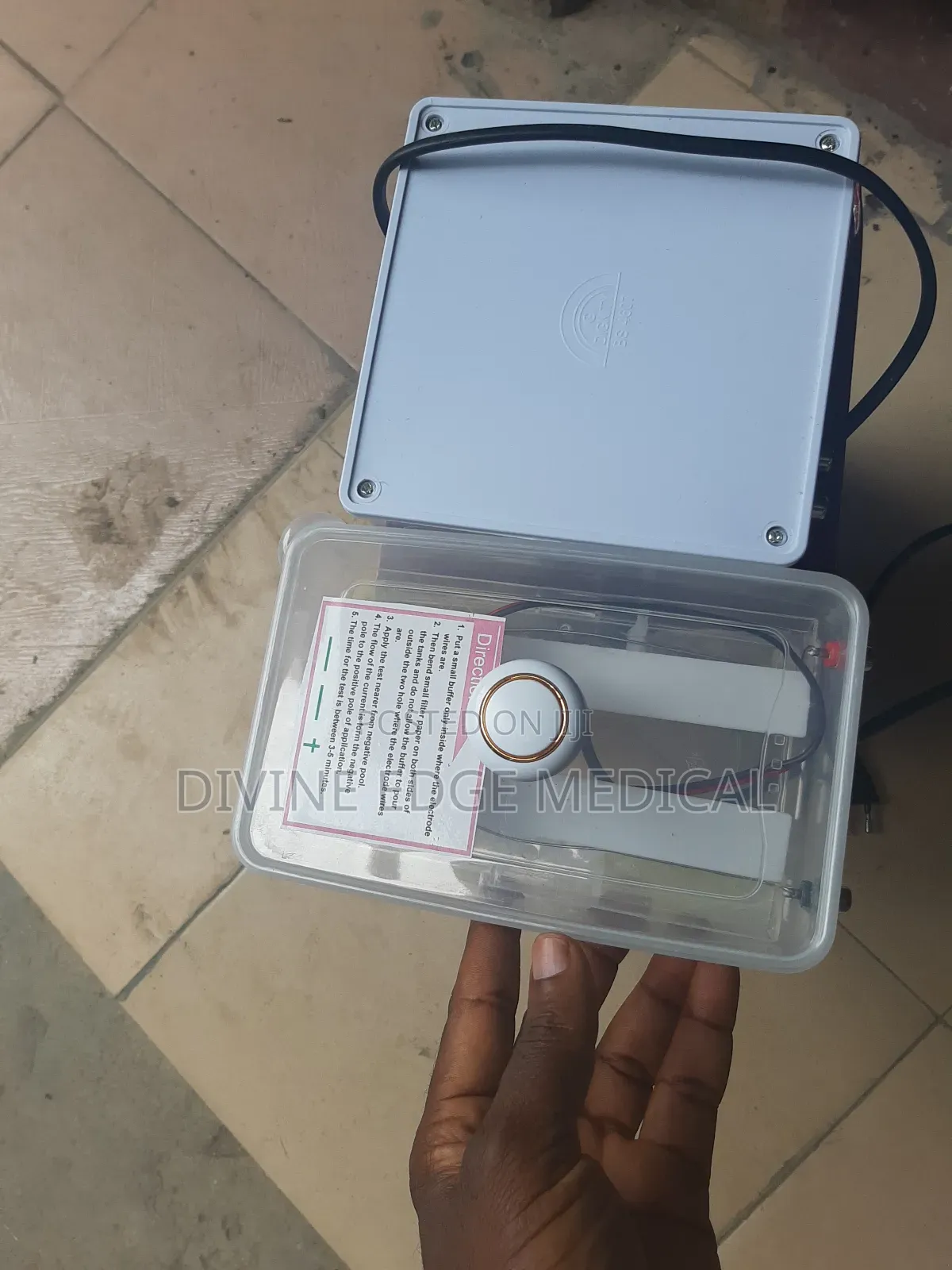 Electrophoresis Machine