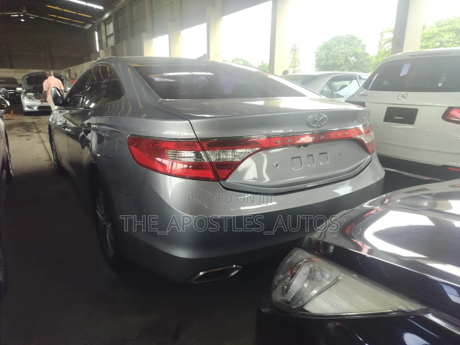 Hyundai Grandeur 2015 Silver
