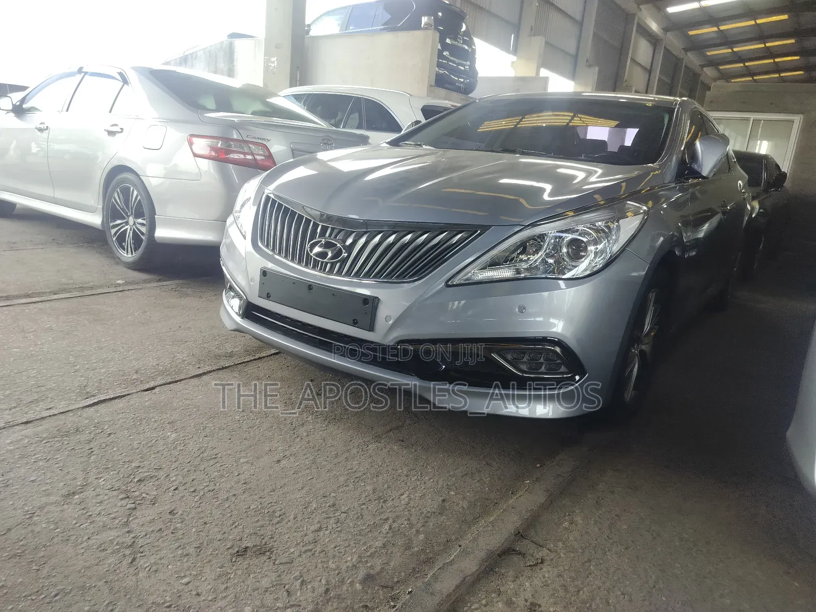 Hyundai Grandeur 2015 Silver