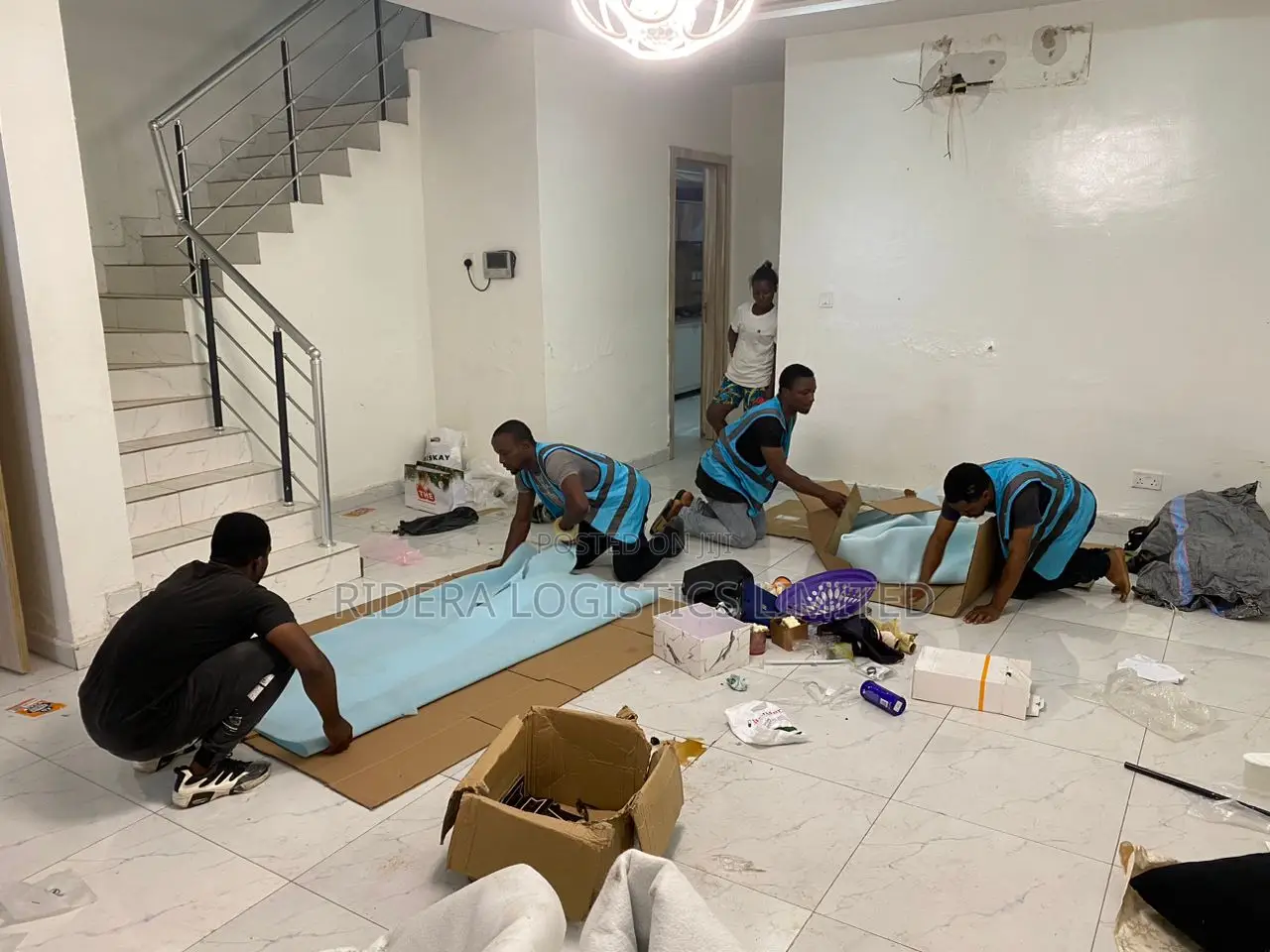 Best Moving Van in Shomolu