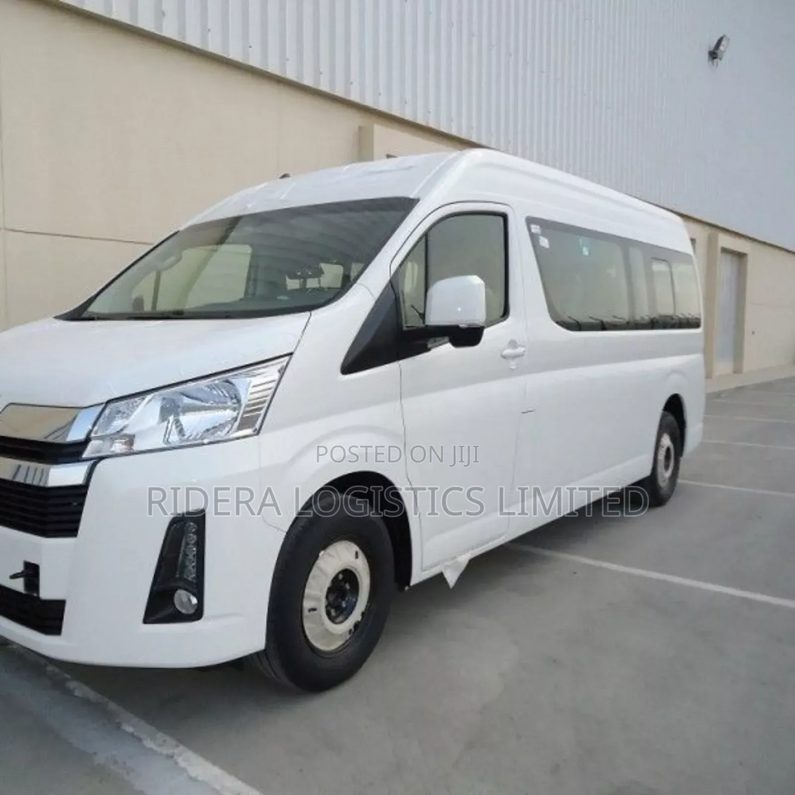 Luxury Hiace Bus for Hire