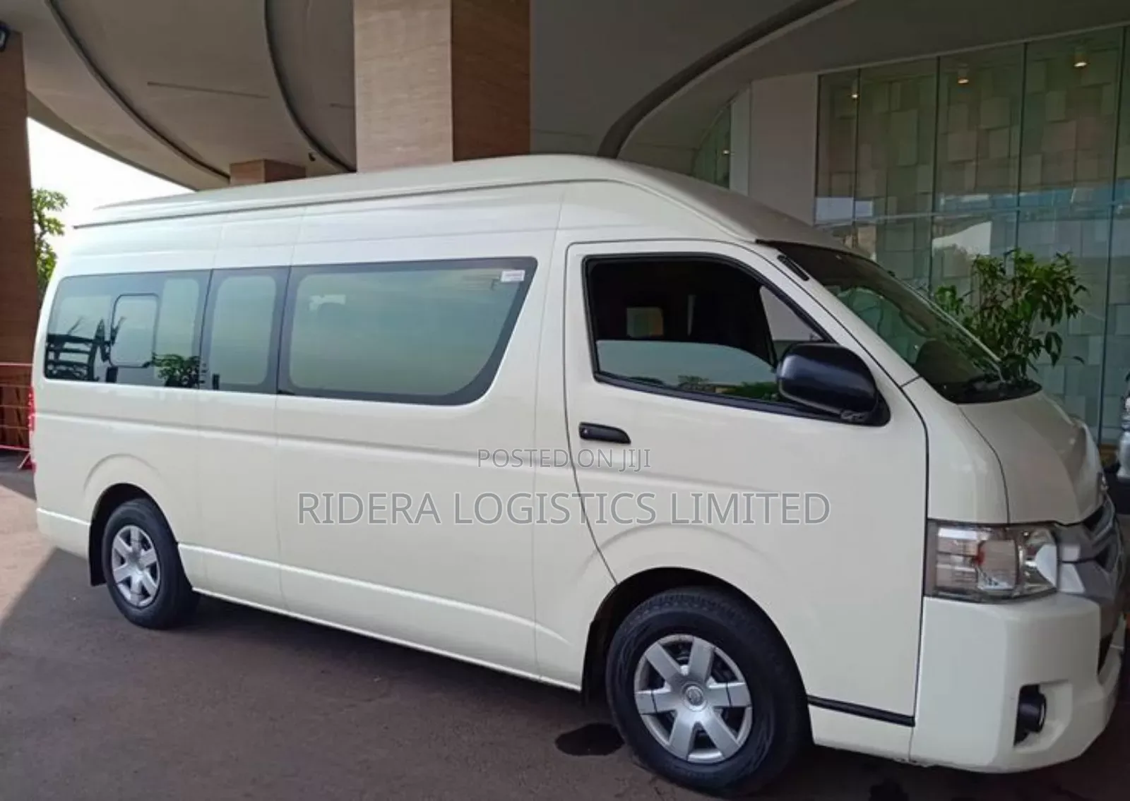 Luxury Hiace Bus for Hire