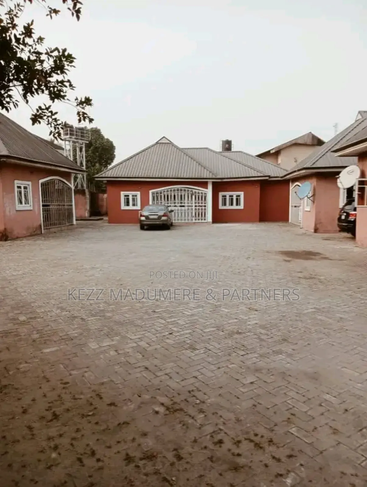 16bdrm Block of Flats in Ada George, Port for sale