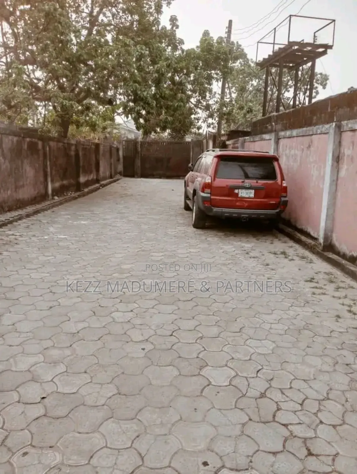 16bdrm Block of Flats in Ada George, Port for sale