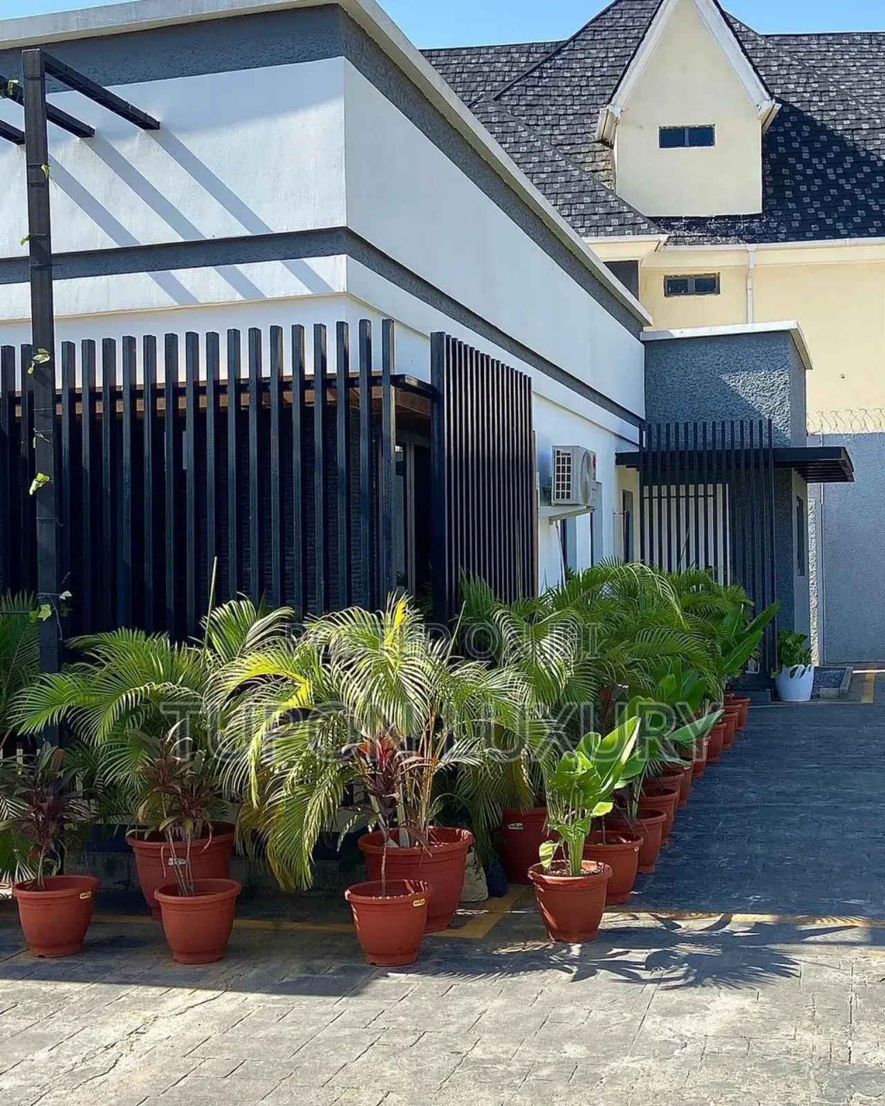 Luxury 1bedroom Apartment in Asokoro