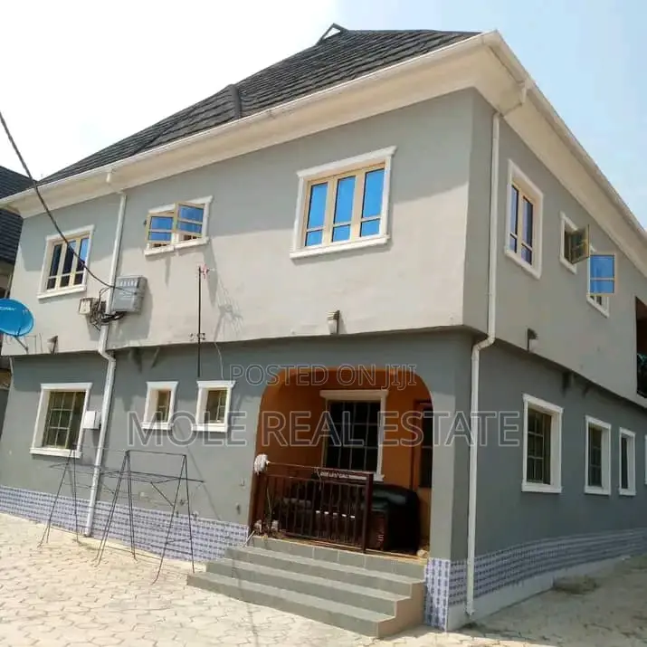 3bdrm Block of Flats in Fagbile Estate Phase, Ikotun/Igando for sale
