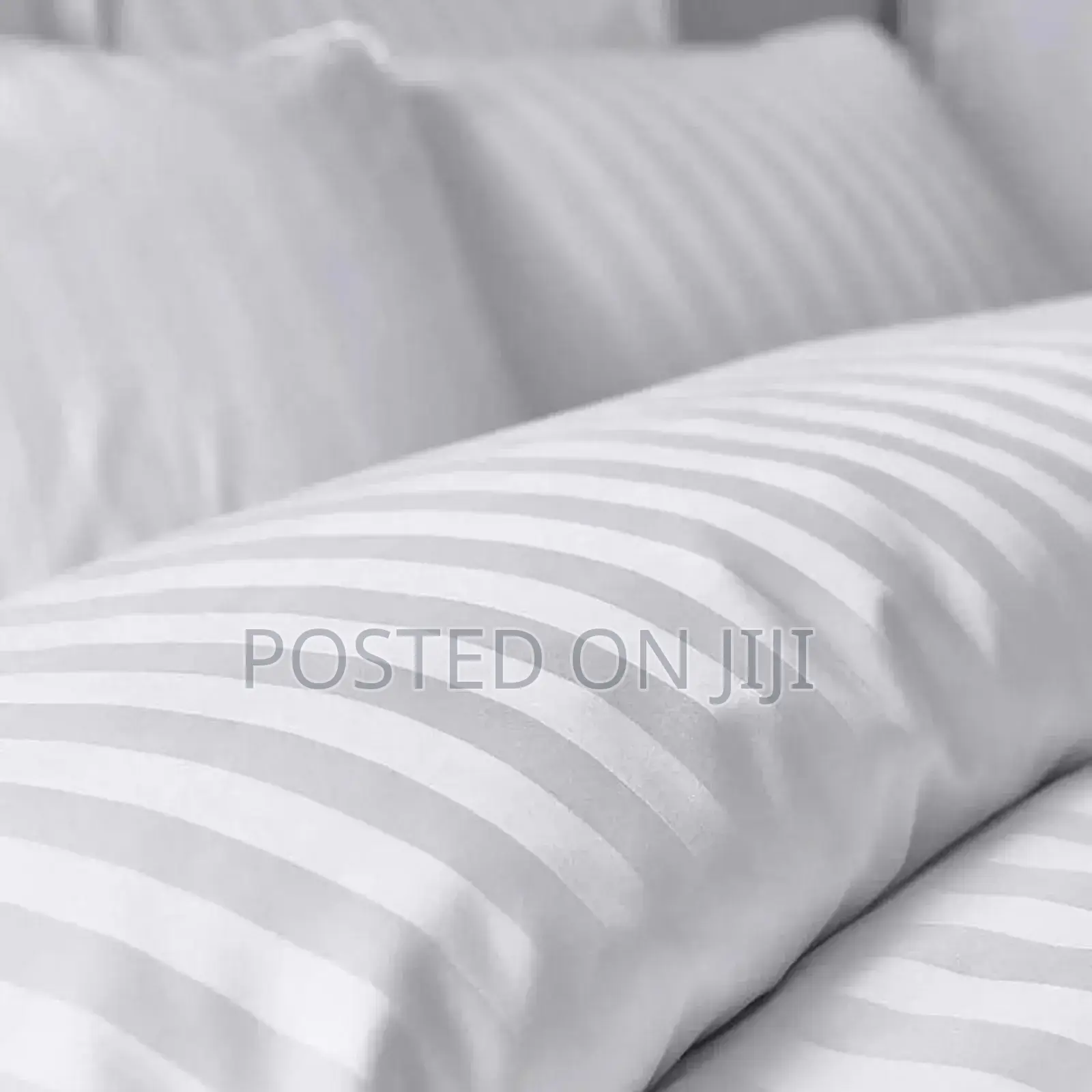 America Stripped Plain Duvet
