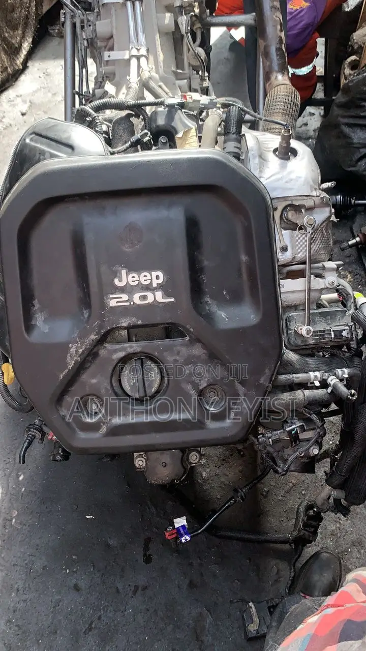 Engine and Box Jeep Wrangler With Turbo Charger 2.0L 2020