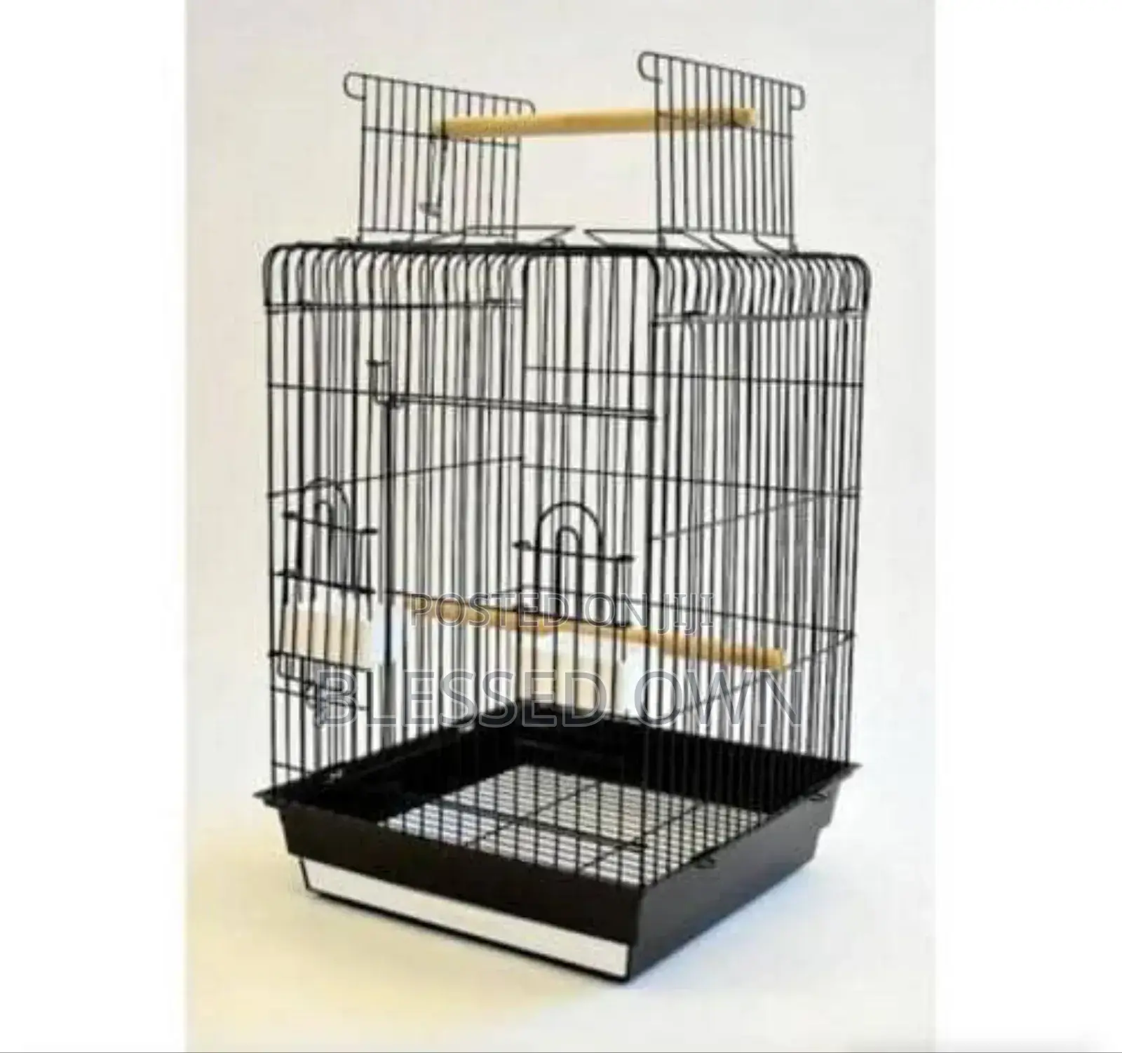 I Sell Parrot Cages and Toys
