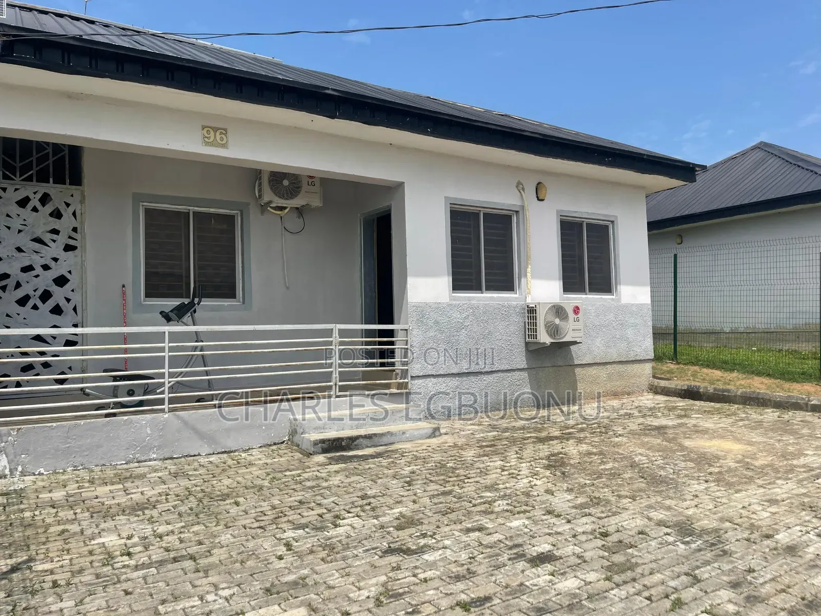 Smart Luxury 2bedroom Apartment In An Estate Kuje
