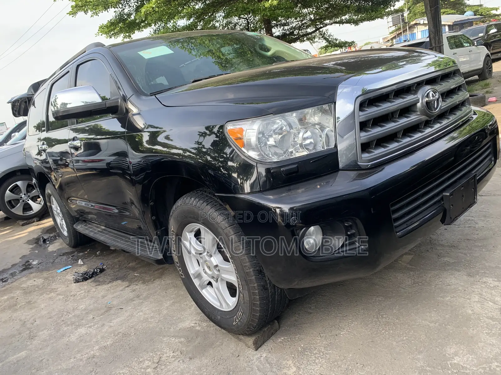 Toyota Sequoia 2013 Black