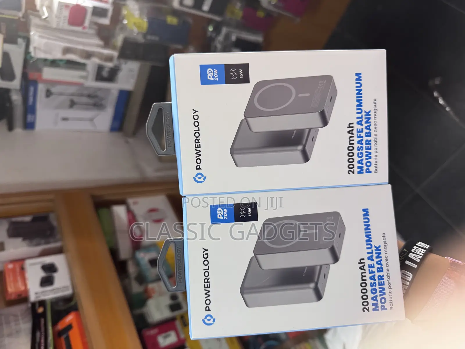 Powerology 20000 Mah 20W PD 15W Magsafe Powerbank