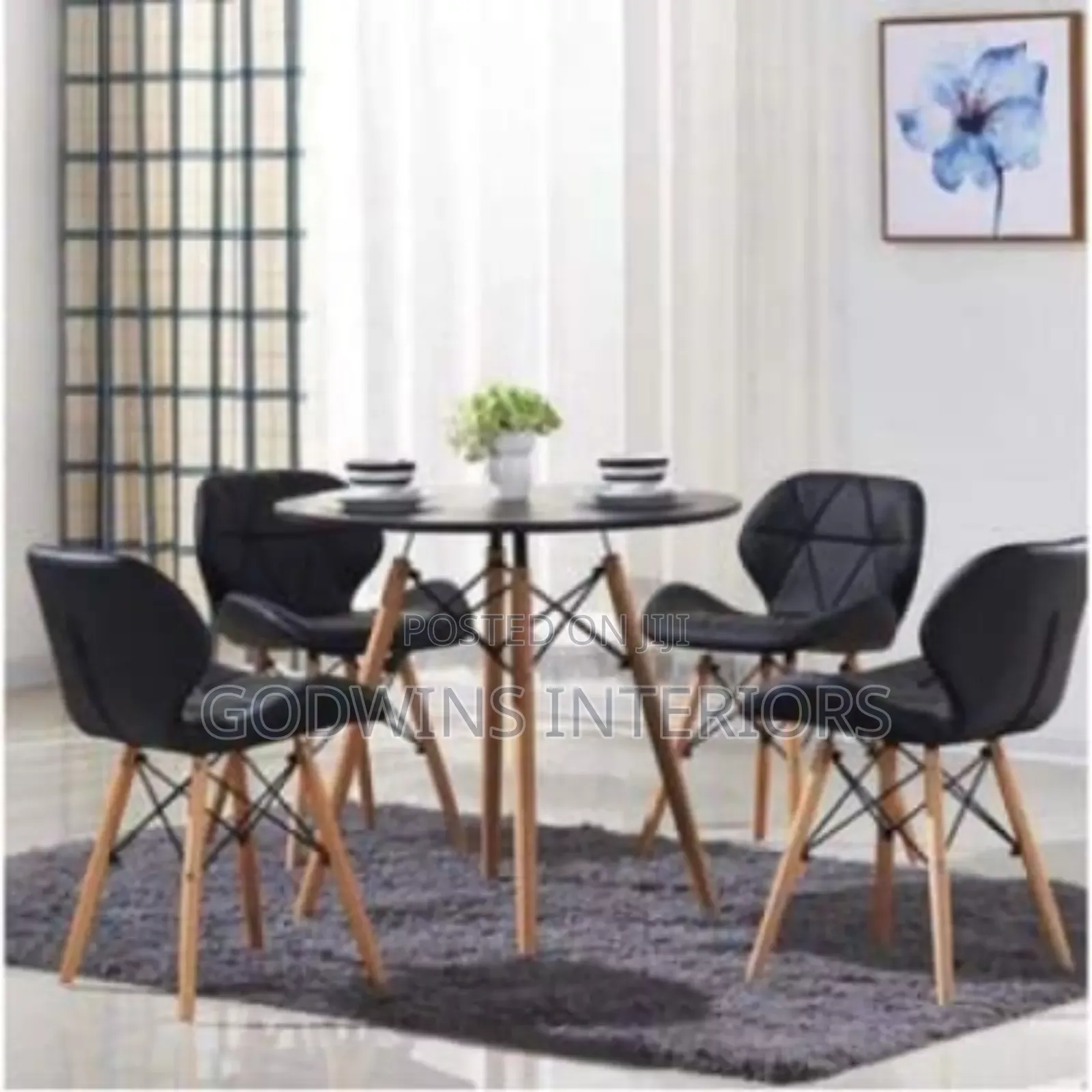 Wooden Leg Dinning Table With 4 Set of Foam Chair