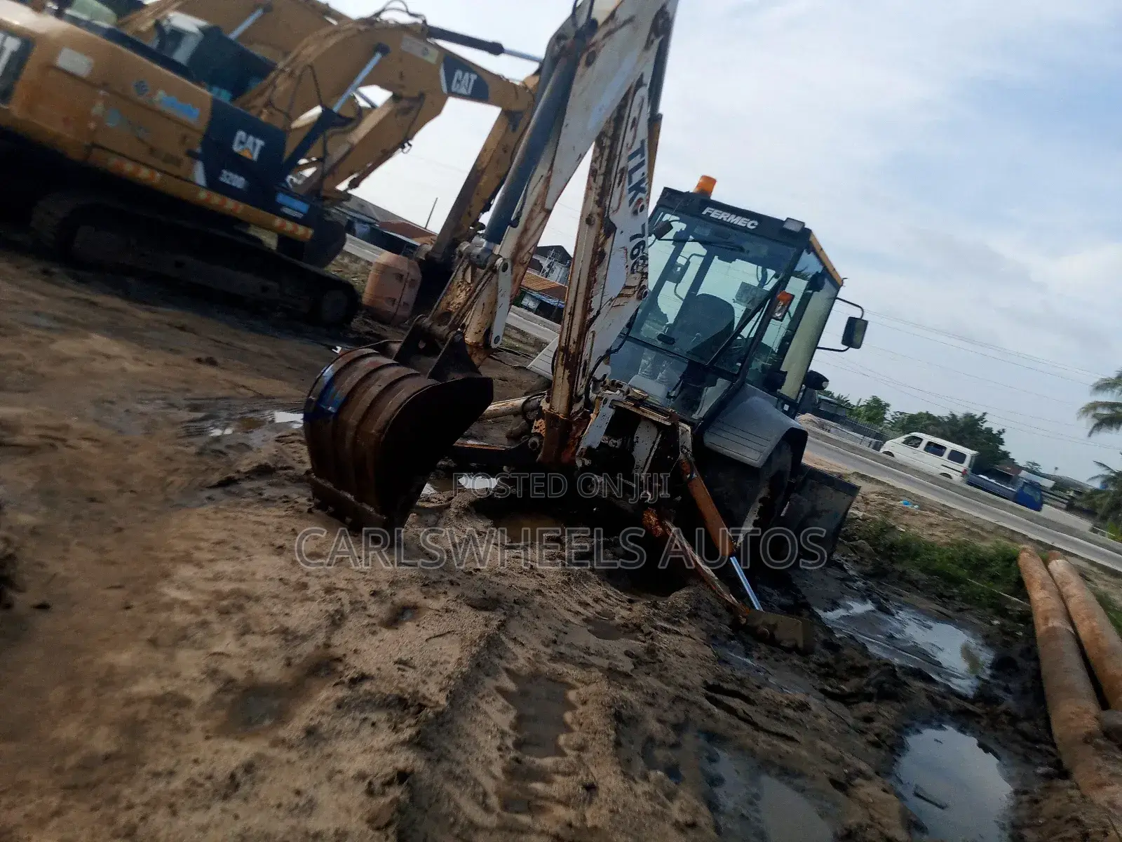 Backhoe For Daily Rent/Leasing