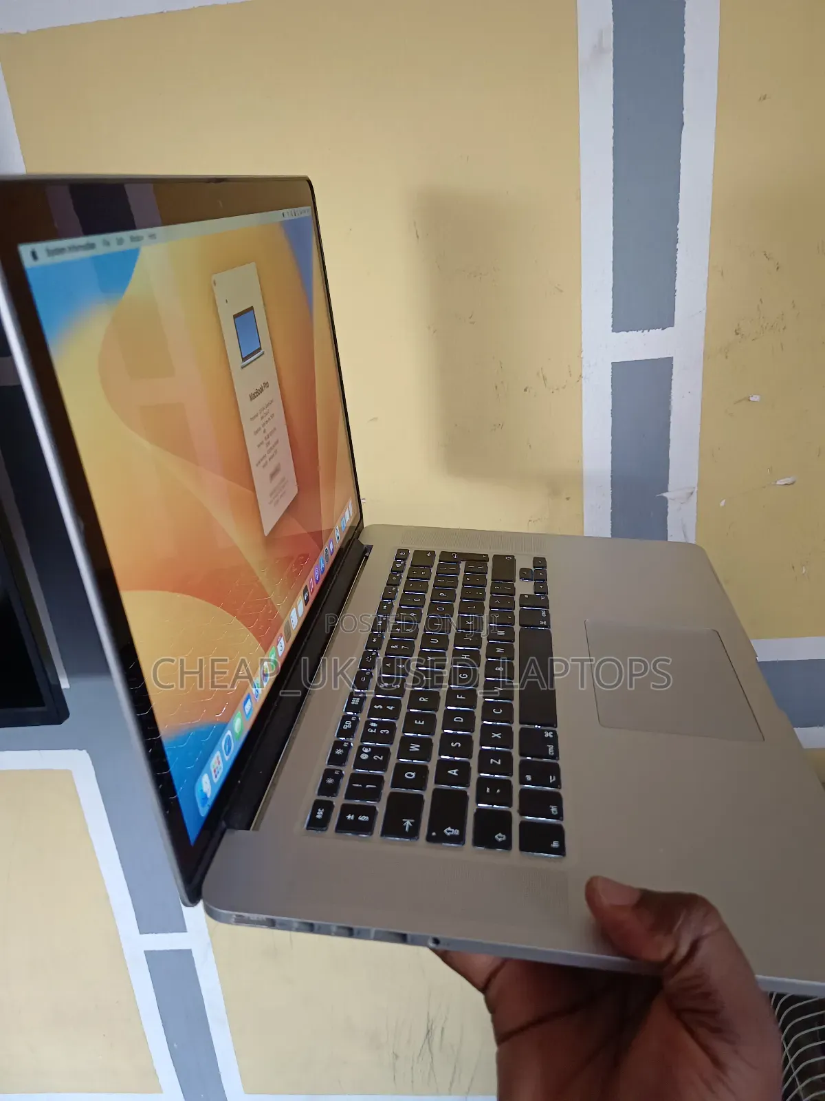 Laptop Apple MacBook Pro 2015 16GB Intel Core I7 SSD 512GB