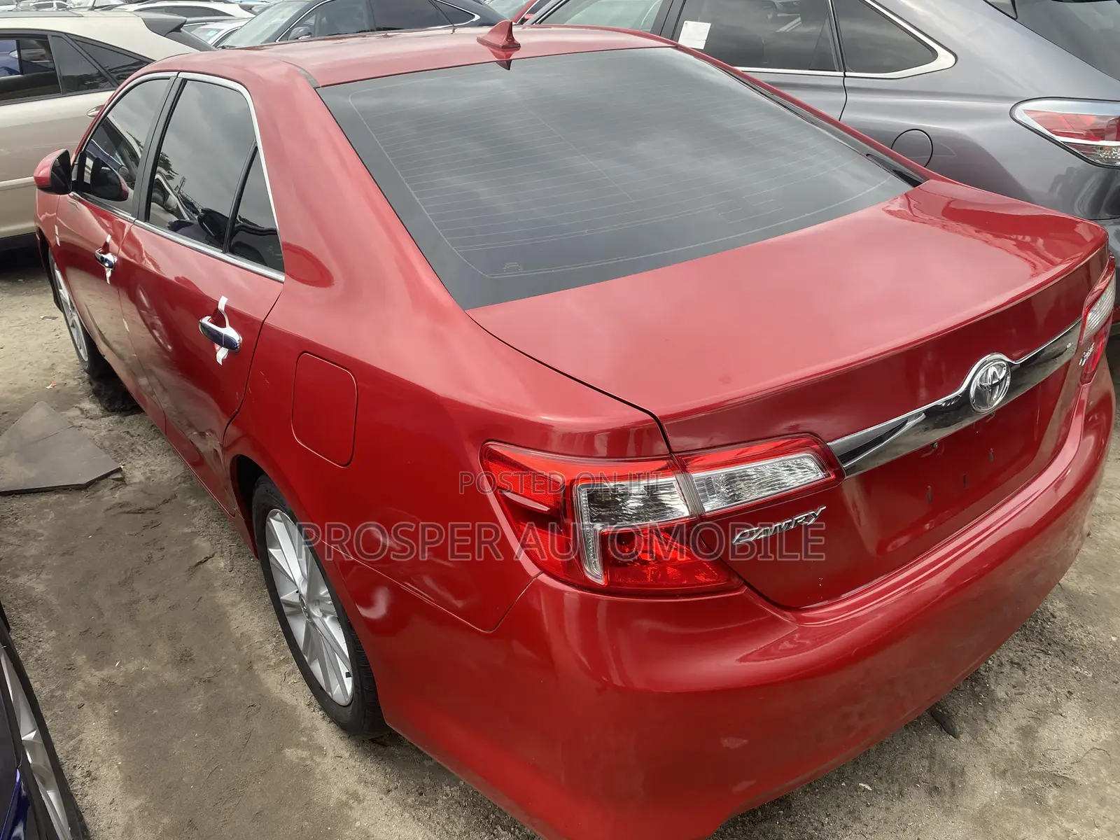 Toyota Camry 2012 Red