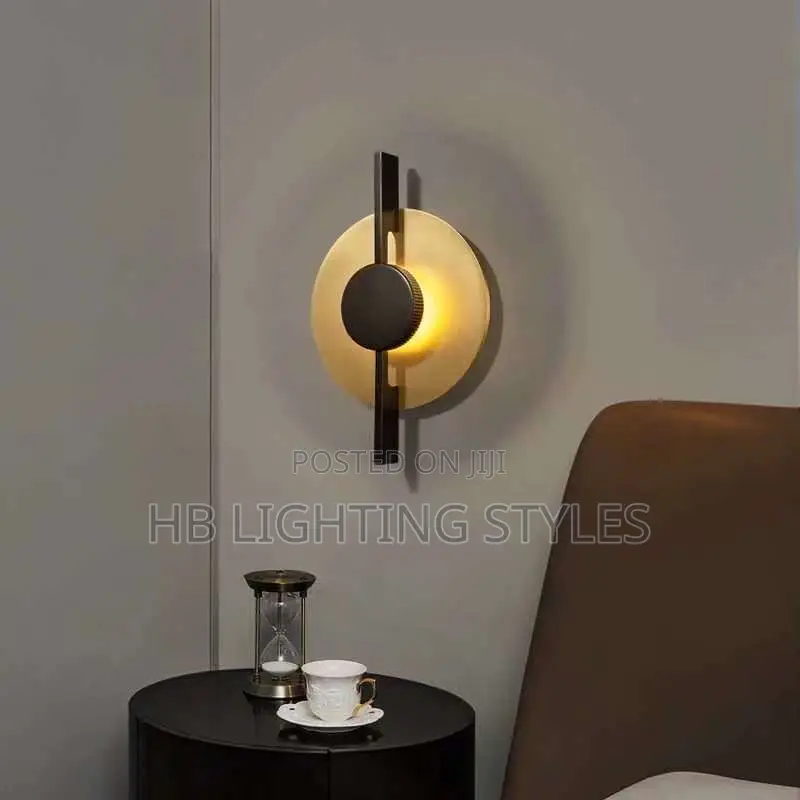 Postmodern Luxury Iron Art Golden Black Metal LED Wall Lamp