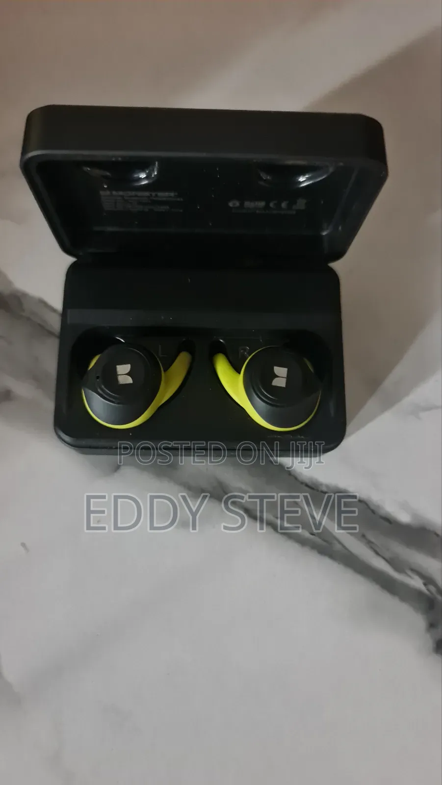 London Used Monster Champion Airlinks Headphone Waterproof