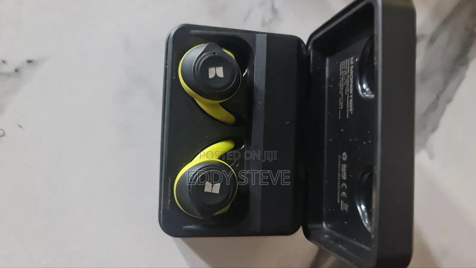 London Used Monster Champion Airlinks Headphone Waterproof