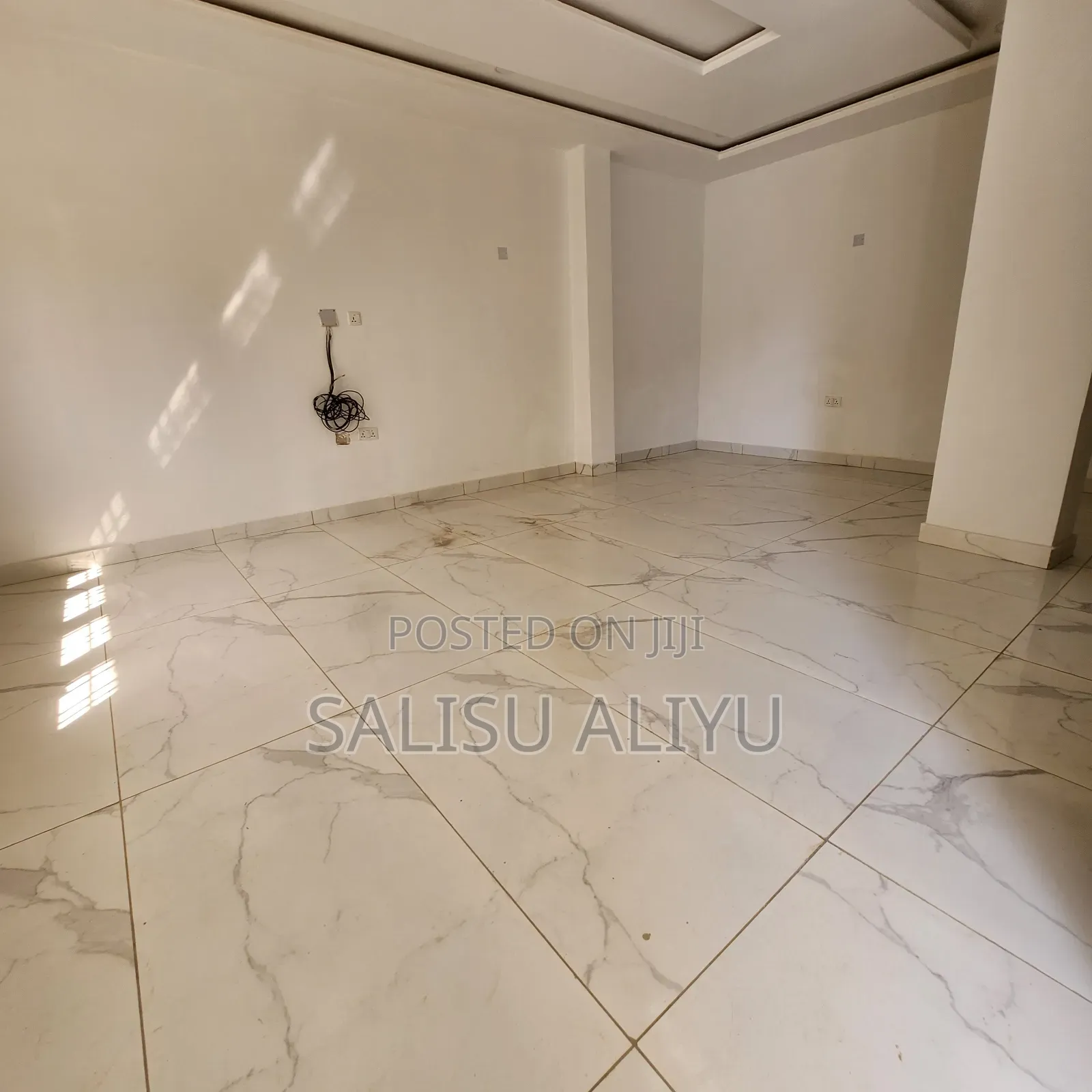 5bdrm Duplex in Jahi Gilmore for sale