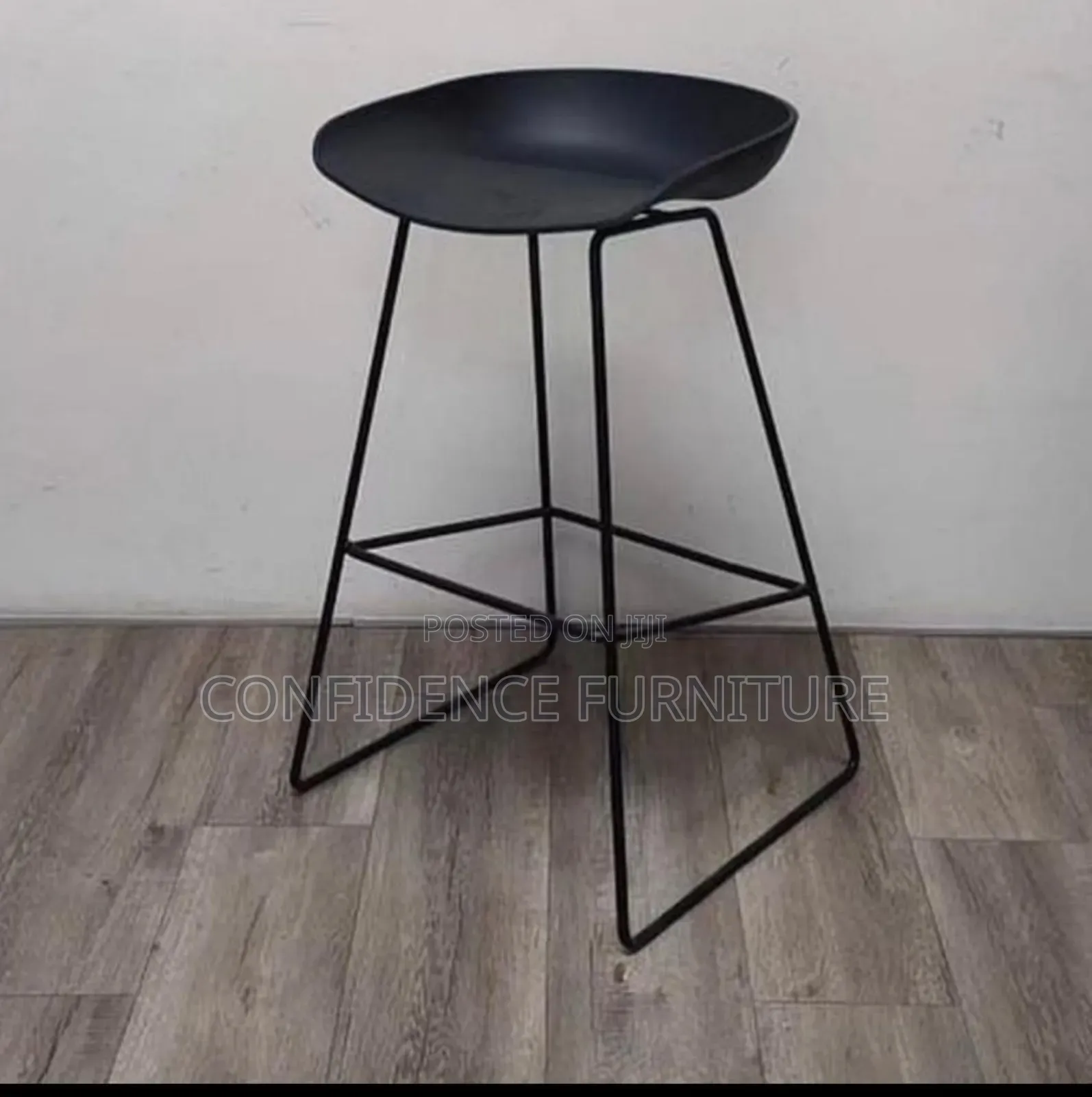 Quality Long Metal Leg Bar Stool