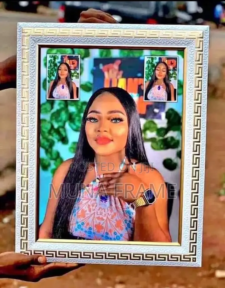 Crystal With Versa Design Frame Portrait